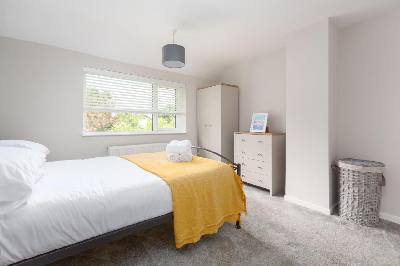 Charles Alexander Short Stay - Moorway House Poulton-le-Fylde Экстерьер фото