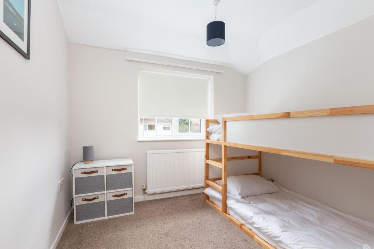 Charles Alexander Short Stay - Moorway House Poulton-le-Fylde Экстерьер фото