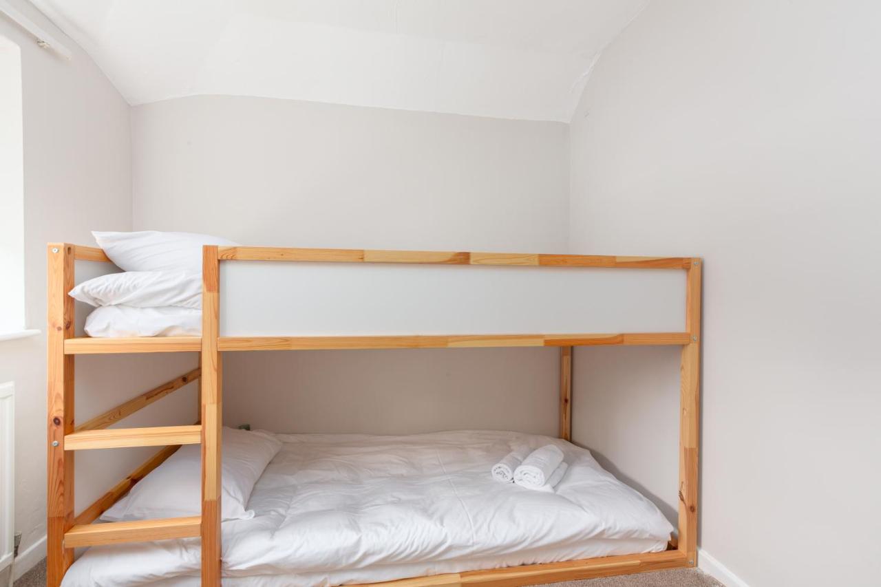 Charles Alexander Short Stay - Moorway House Poulton-le-Fylde Экстерьер фото